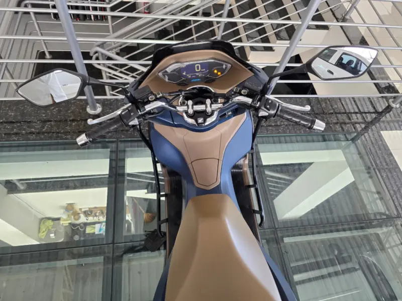 PCX 160 - Foto