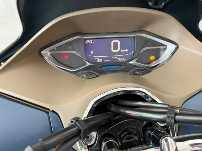 PCX 160 - Foto