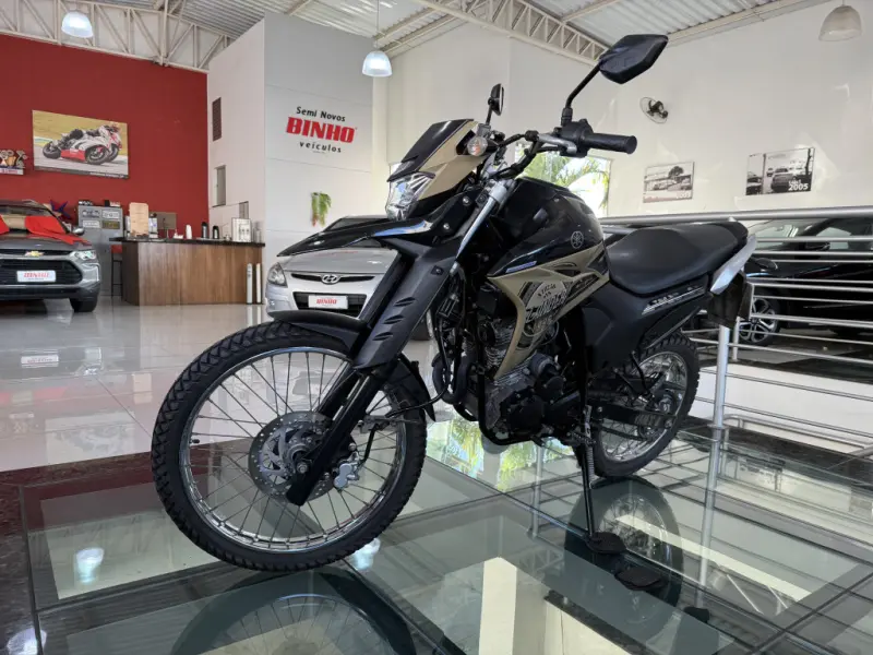 XTZ 250 - Foto