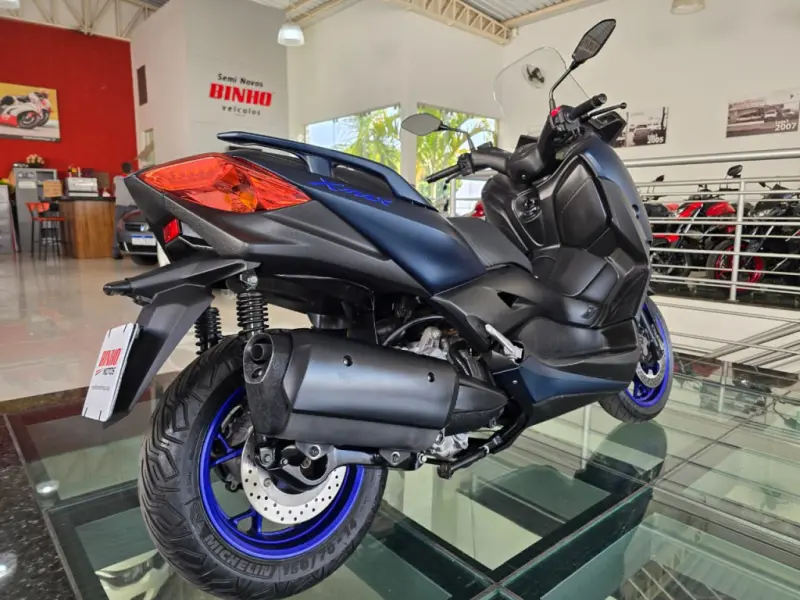 XMax 250 - Foto