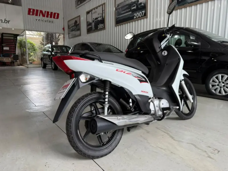Biz 125 - Foto