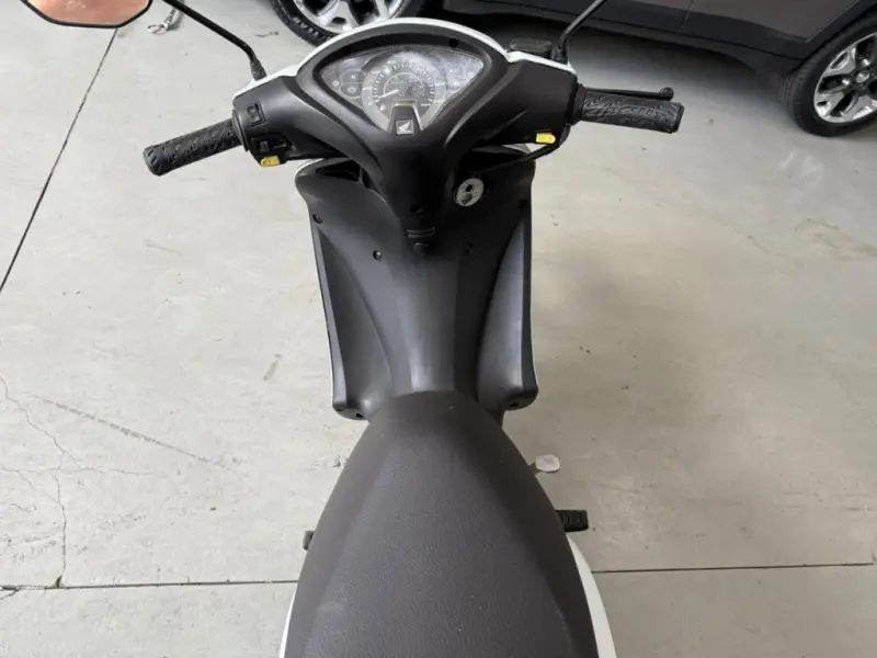 Biz 125 - Foto