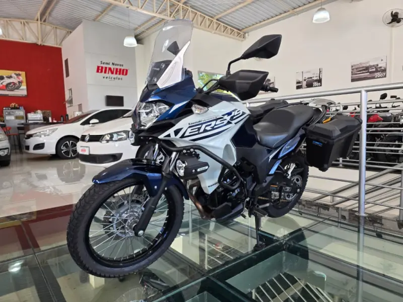 Versys 300 - Foto